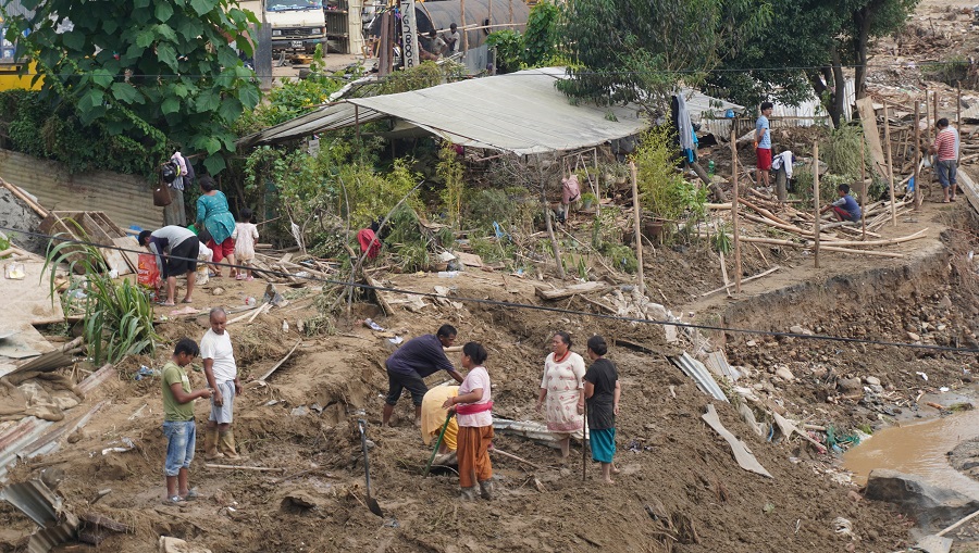 बाढीपहिरोः काभ्रेमा ६२ को मृत्यु, चार जना बेपत्ता