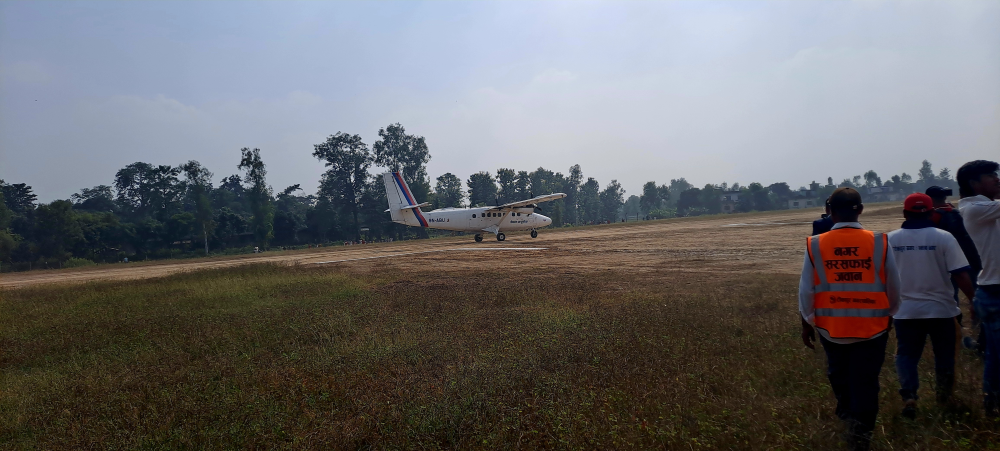 टिकापुरमा ३८ वर्षपछि विमान उडान