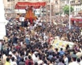 इन्द्रजात्राः क्षमापूजाको प्रसाद शीतलनिवासमा, धार्मिक विधि पूरा   