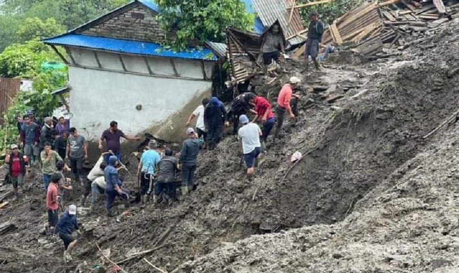 पहिरामा परी लमजुङमा चारजनाको मृत्यु