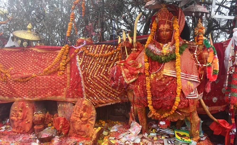 पाथीभरामा सात वर्षमा १३ लाखभन्दा बढी दर्शनार्थीले गरे पूजापाठ