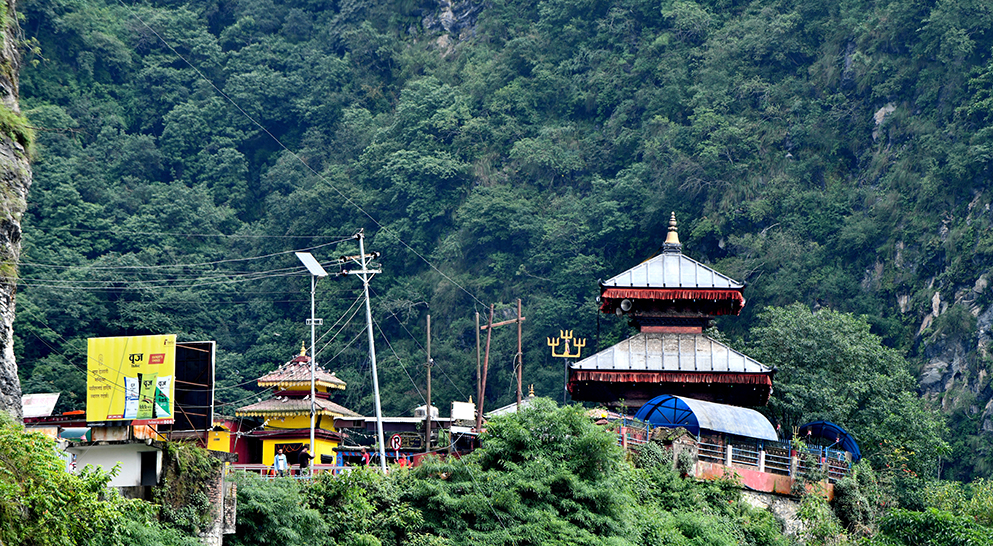 सुपा देउरालीको जीर्ण मूर्ति त्रिवेणीमा विसर्जन