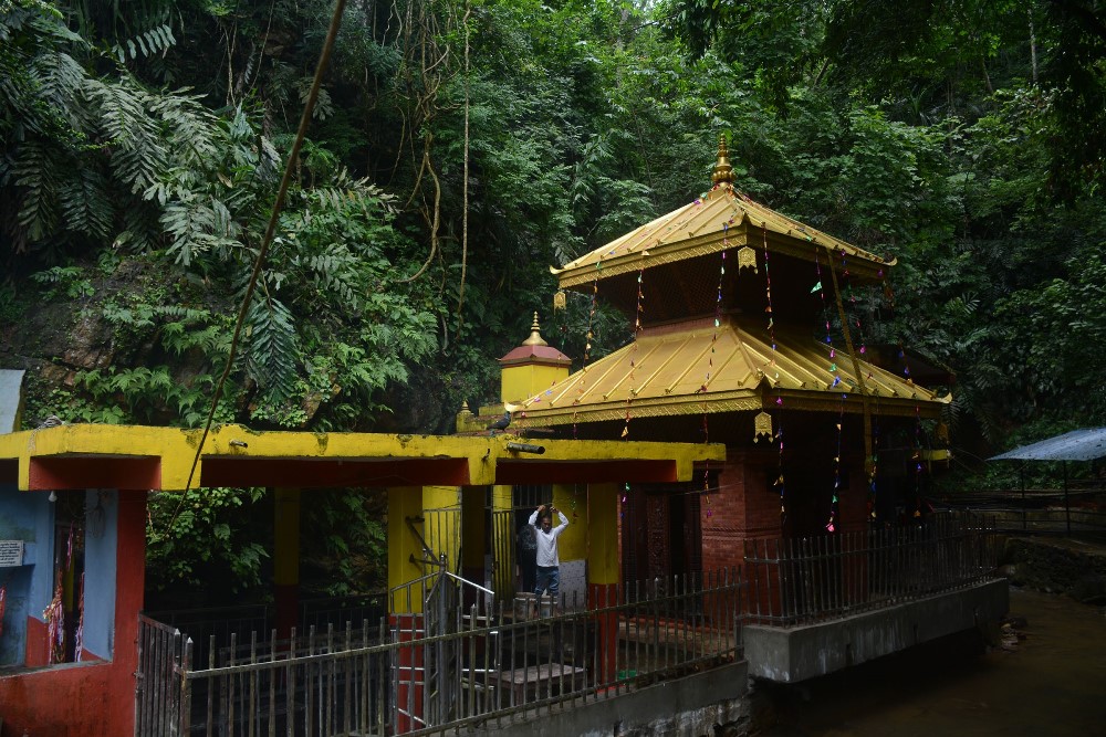 छाब्दीबाराही मन्दिरमा दुई सय परिवारलाई रोजगारी