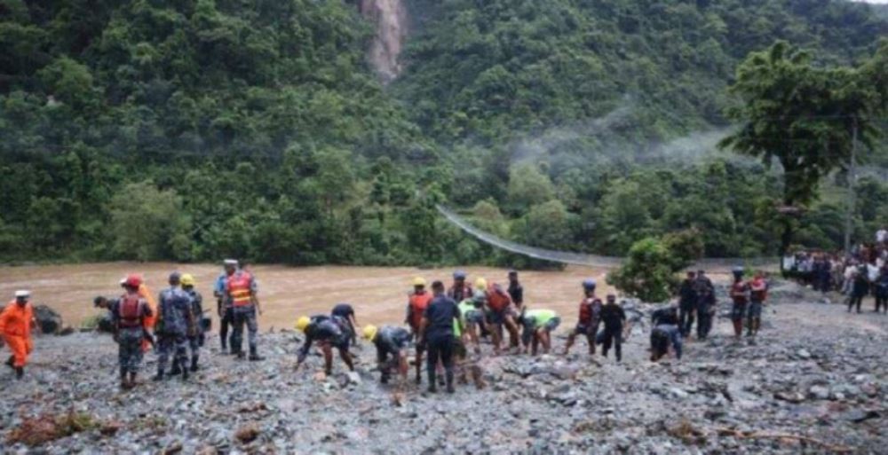 सिमलताल दुर्घटनाका बेपत्ता बस र यात्रु खोजि कार्यकालागि भारतीय उद्धारटोली खटिदै